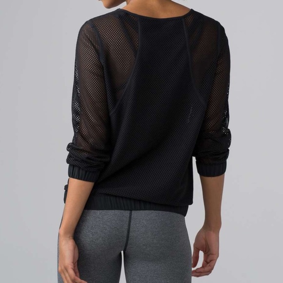 ✖️SOLD✖️ X2 Lululemon “Mesh on Over” pullover - Picture 2 of 4